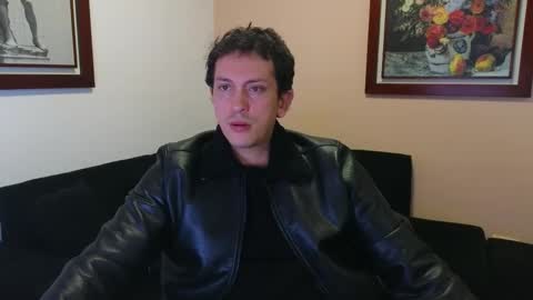 Snapshot of danruiz33 chatting on September 2025 01:09:02 AM Dan online show from September 2025 01:09:02 AM