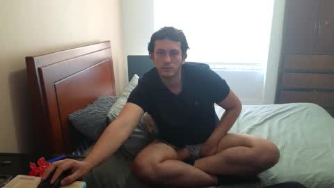 Snapshot of danruiz33 chatting on September 2025 04:11:01 PM Dan online show from September 2025 04:11:01 PM