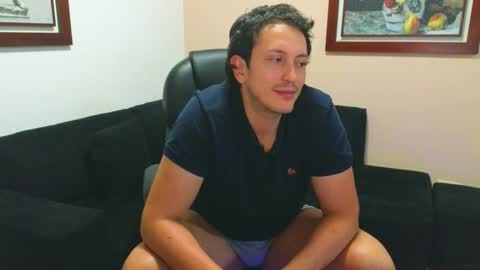 Snapshot of danruiz33 chatting on September 2025 04:17:02 AM Dan online show from September 2025 04:17:02 AM