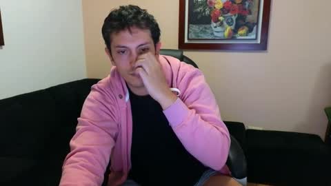 Snapshot of danruiz33 chatting on September 2025 02:06:01 AM Dan online show from September 2025 02:06:01 AM