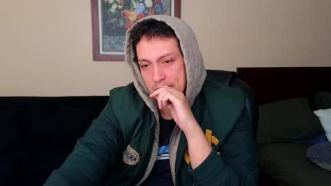 Snapshot of danruiz33 chatting on September 2025 06:46:01 PM Dan online show from September 2025 06:46:01 PM