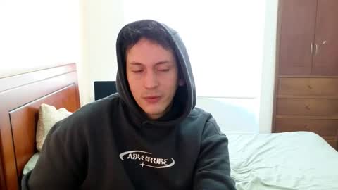 Snapshot of danruiz33 chatting on October 2025 04:30:01 PM Dan online show from October 2025 04:30:01 PM