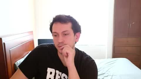 Snapshot of danruiz33 chatting on October 2025 04:09:02 PM Dan online show from October 2025 04:09:02 PM