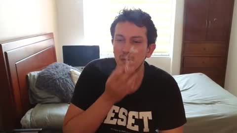 Snapshot of danruiz33 chatting on October 2025 08:43:02 PM Dan online show from October 2025 08:43:02 PM