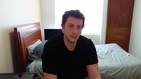 Snapshot of danruiz33 chatting on November 2025 04:42:01 PM Dan online show from November 2025 04:42:01 PM