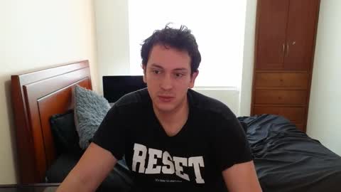 Snapshot of danruiz33 chatting on November 2025 02:28:01 PM Dan online show from November 2025 02:28:01 PM