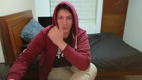 Snapshot of danruiz33 chatting on November 2025 03:06:02 AM Dan online show from November 2025 03:06:02 AM