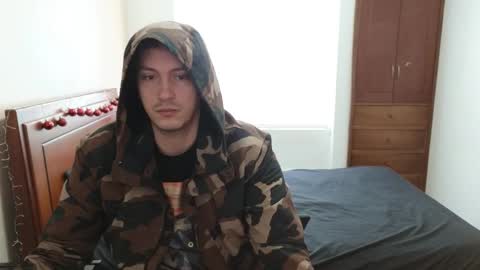 Snapshot of danruiz33 chatting on November 2025 12:48:02 PM Dan online show from November 2025 12:48:02 PM