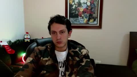 Snapshot of danruiz33 chatting on November 2025 01:27:02 AM Dan online show from November 2025 01:27:02 AM