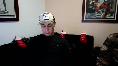 Snapshot of danruiz33 chatting on November 2025 02:57:02 AM Dan online show from November 2025 02:57:02 AM