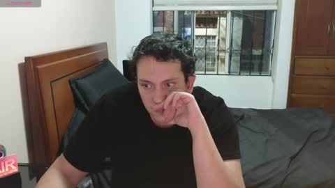 Snapshot of danruiz33 chatting on February 2026 12:16:02 AM Dan online show from February 2026 12:16:02 AM