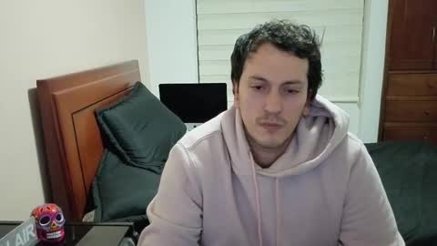 Snapshot of danruiz33 chatting on February 2026 12:58:01 AM Dan online show from February 2026 12:58:01 AM