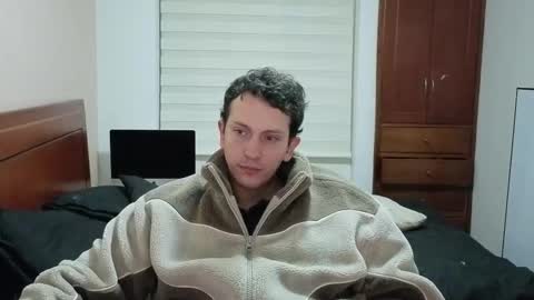 Snapshot of danruiz33 chatting on February 2026 03:49:02 AM Dan online show from February 2026 03:49:02 AM