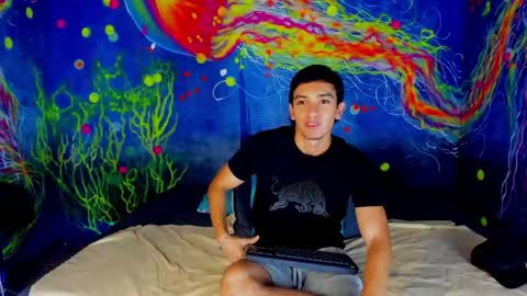 Snapshot of dante_18cm chatting on April 2026 01:03:01 AM Dante online show from April 2026 01:03:01 AM