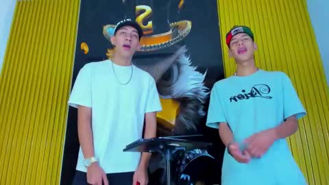 dante_brown1 online show from October 2025 09:26:02 PM