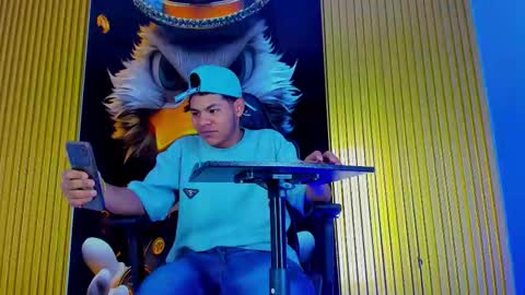 dante_brown1 online show from November 2025 12:11:02 PM