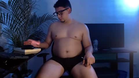 Snapshot of dante_xo chatting on June 2026 11:06:01 PM A L E J A N D R O online show from June 2026 11:06:01 PM