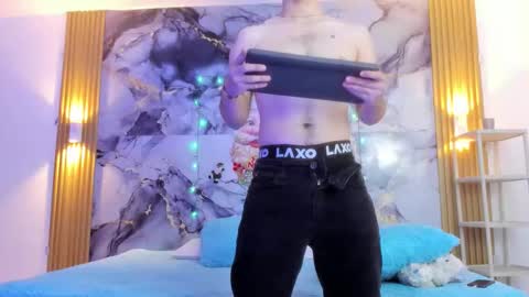Snapshot of dantee_dark chatting on December 2025 08:05:02 PM DANTE DARK online show from December 2025 08:05:02 PM