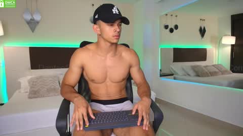 Dante online show from February 2025 08:41:01 PM