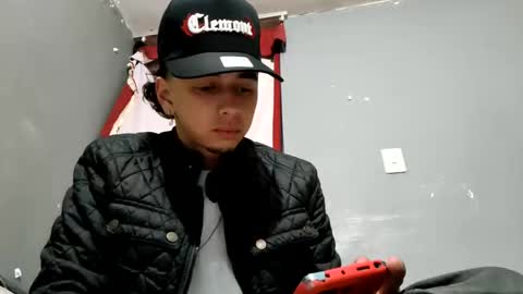 dantevlad online show from October 2025 05:44:02 AM