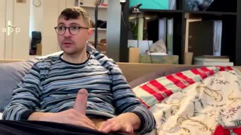 Snapshot of dantheman233 chatting on April 2026 08:48:01 AM Daniel online show from April 2026 08:48:01 AM