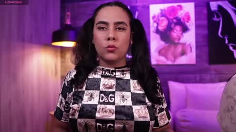 Dany And Alexa online show from January 2025 12:29:01 PM