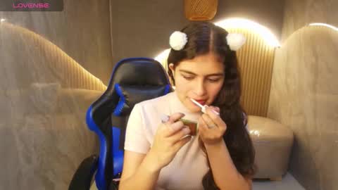 Dany online show from October 2025 01:19:01 PM