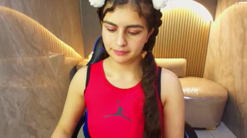 Dany online show from October 2025 01:33:02 PM