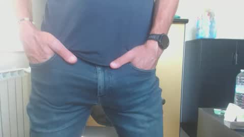 Snapshot of danyblueyes71 chatting on September 2025 10:50:01 AM Dany online show from September 2025 10:50:01 AM