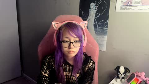 danyelleeyermann online show from April 2026 03:31:02 PM