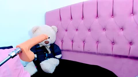 Dany online show from December 2024 01:19:01 AM