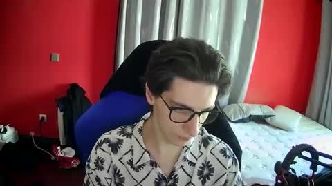 Snapshot of danywhiteyb chatting on April 2026 01:56:02 PM danywhiteyb online show from April 2026 01:56:02 PM