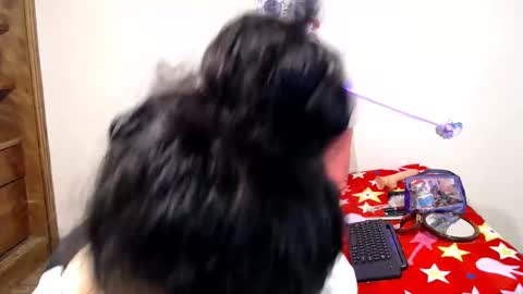 DANYXS1 online show from October 2025 12:52:02 PM