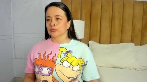 Daphne online show from March 2025 09:02:02 AM