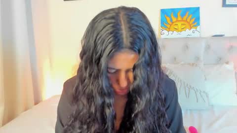 Antonella Mora online show from November 2025 12:17:01 PM