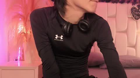 daphne_and_roger online show from March 2026 11:06:01 AM