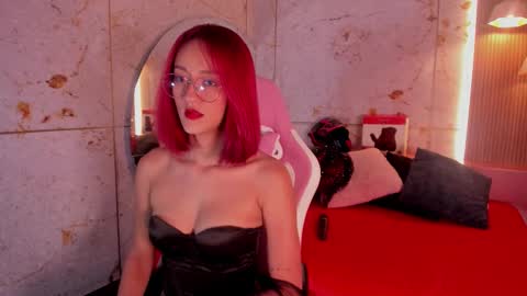 Daphne online show from October 2025 03:14:02 AM