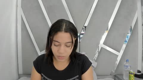 daphne_culeht online show from April 2026 01:08:02 PM