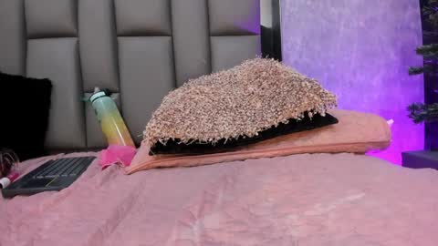 karol  online 2pm until 830 online show from December 2024 10:15:02 PM