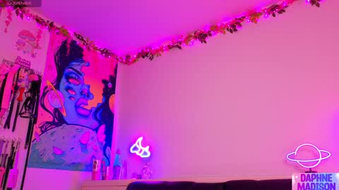 Daphne Madison online show from January 2026 10:12:02 PM