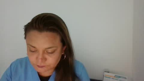 dapnne online show from November 2025 08:21:02 PM