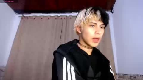 Snapshot of darasweet20 chatting on March 2026 11:09:01 PM DARA online show from March 2026 11:09:01 PM