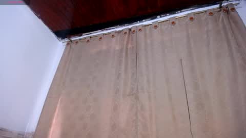 Snapshot of darasweet20 chatting on April 2026 10:16:01 PM DARA online show from April 2026 10:16:01 PM