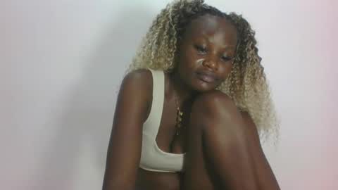 Snapshot of darberry21 chatting on July 2026 05:53:01 AM ESTHER online show from July 2026 05:53:01 AM