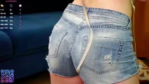 Snapshot of darbyreckard chatting on April 2026 02:56:01 PM Rina online show from April 2026 02:56:01 PM