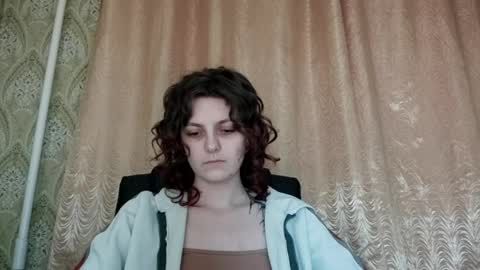 Snapshot of darcihauck chatting on April 2026 07:07:02 PM Rina online show from April 2026 07:07:02 PM