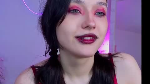 Darcy online show from May 2026 01:43:02 AM
