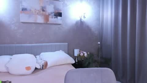 Snapshot of daria_j chatting on July 2026 04:06:02 AM Daria J online show from July 2026 04:06:02 AM