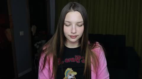 Snapshot of dariaangels chatting on March 2026 12:30:02 PM dariaangels online show from March 2026 12:30:02 PM