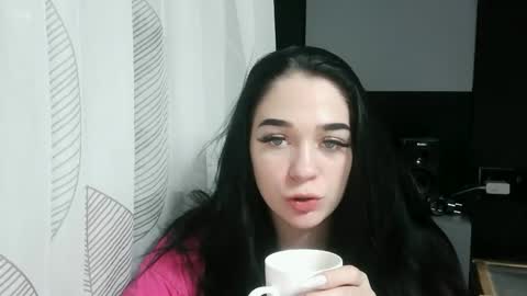 dariawell online show from October 2025 06:47:02 PM